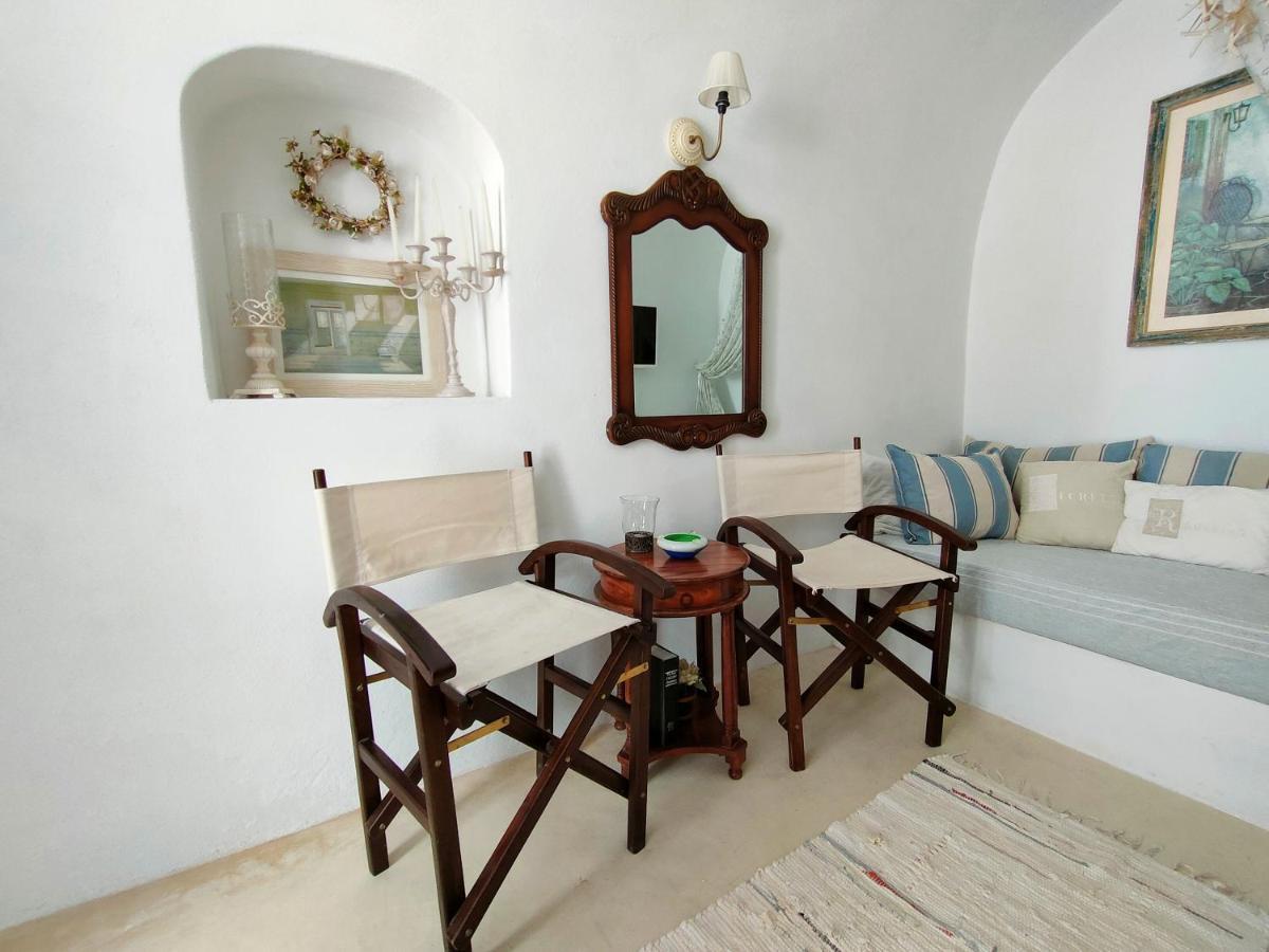 Casanova'S House Villa Emporio  ภายนอก รูปภาพ