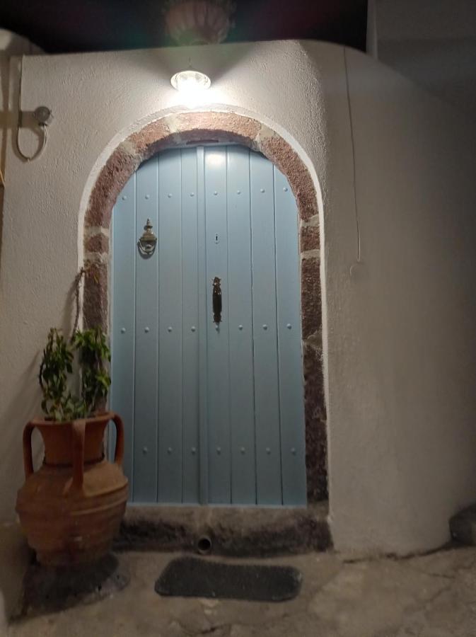 Casanova'S House Villa Emporio  ภายนอก รูปภาพ