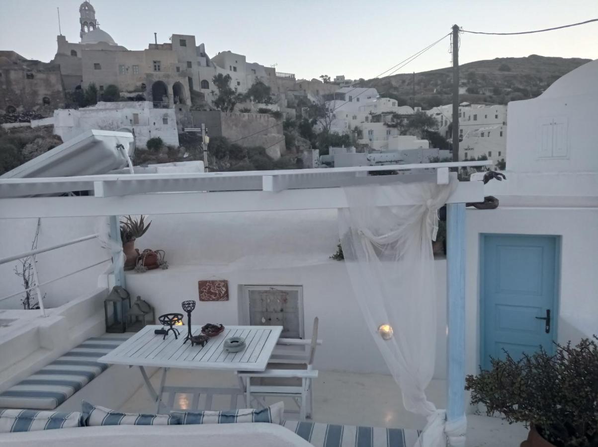 Casanova'S House Villa Emporio  ภายนอก รูปภาพ