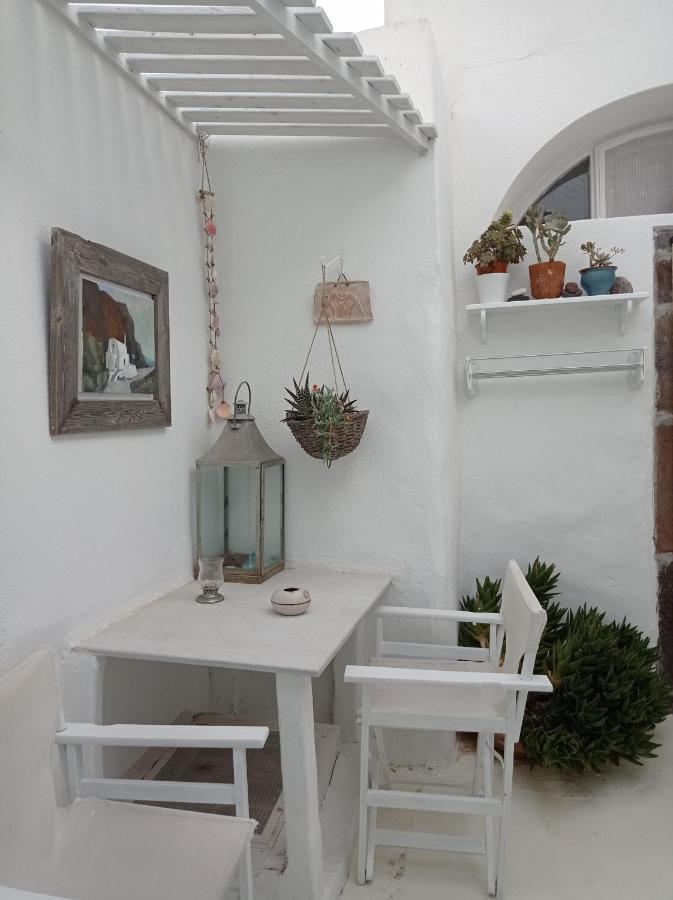 Casanova'S House Villa Emporio  ภายนอก รูปภาพ