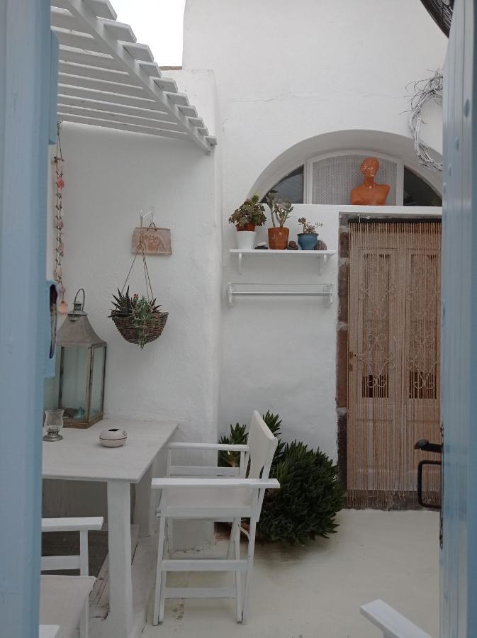 Casanova'S House Villa Emporio  ภายนอก รูปภาพ