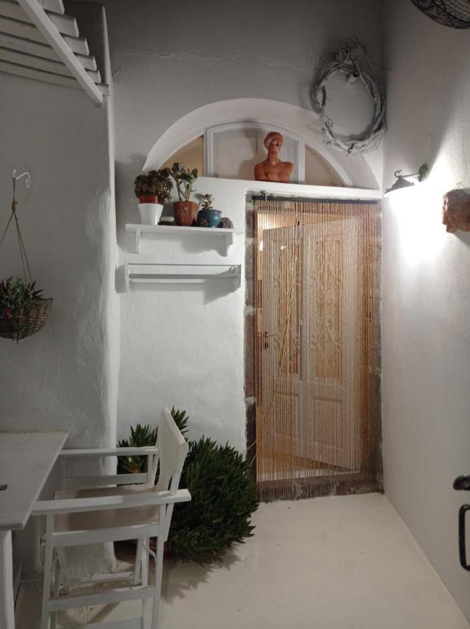 Casanova'S House Villa Emporio  ภายนอก รูปภาพ