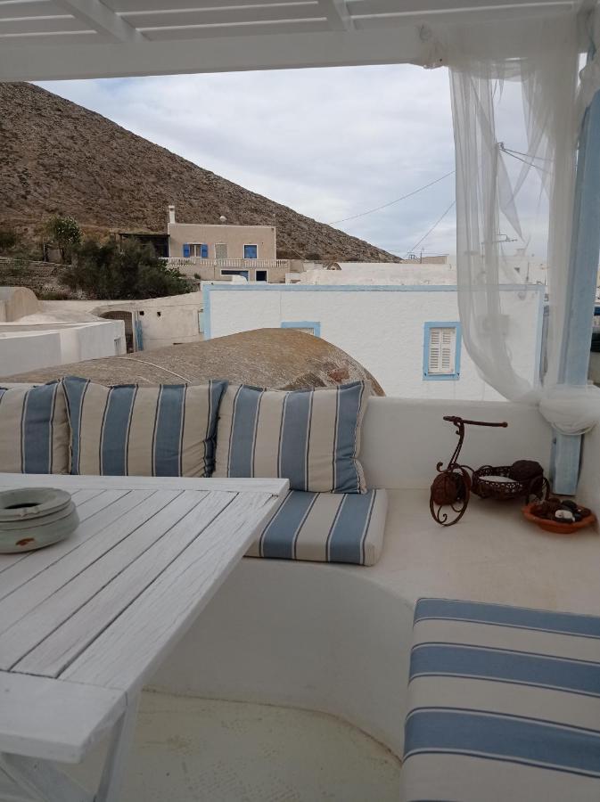 Casanova'S House Villa Emporio  ภายนอก รูปภาพ