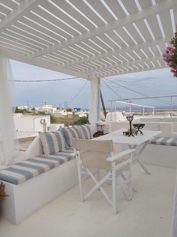Casanova'S House Villa Emporio  ภายนอก รูปภาพ
